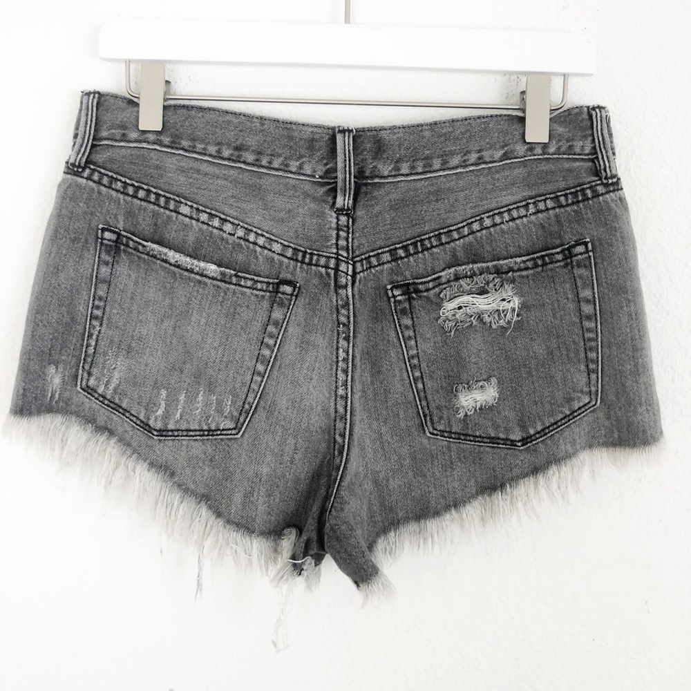 We the Free Gray Destroyed Runway Cutoff Shorts 27 - Picture 6 of 10